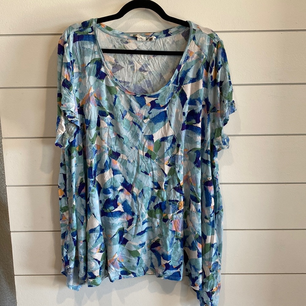 Womens tee